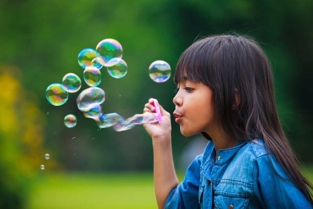 حباب ساختن (Bubble blowing)